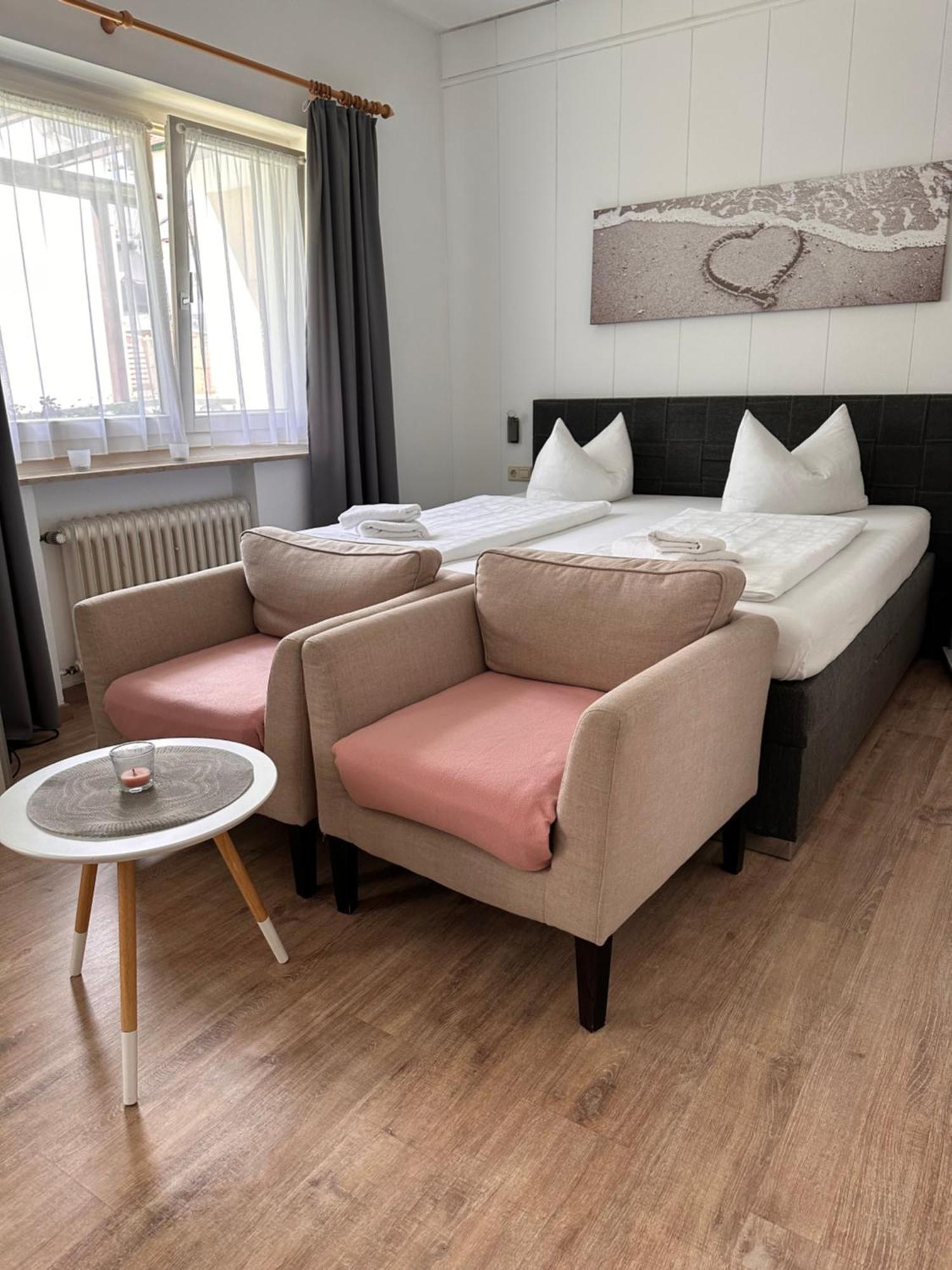 Gaestehaus Kuehnle Bad Wildbad Δωμάτιο φωτογραφία